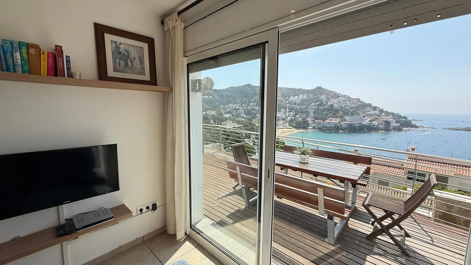 Agi Rodas Apartments Roses